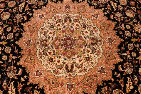 Tabriz Purple Hand Knotted 910 X 131 Area Rug 254-29214 Image 2