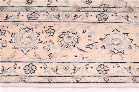 Nain Blue Hand Knotted 910 X 131 Area Rug 254-29216 Image 4