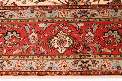 Tabriz Beige Hand Knotted 84 X 117 Area Rug 254-29217 Image 8
