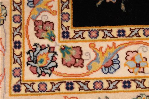 Tabriz Beige Hand Knotted 84 X 120 Area Rug 254-29221 Image 8