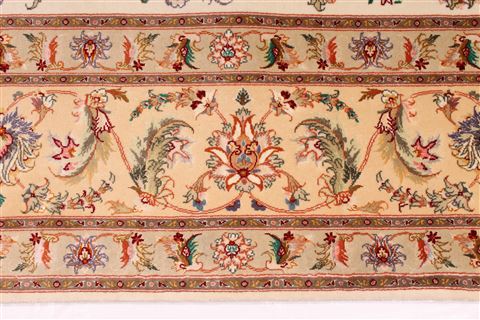 Tabriz Beige Hand Knotted 83 X 118 Area Rug 254-29224 Image 8