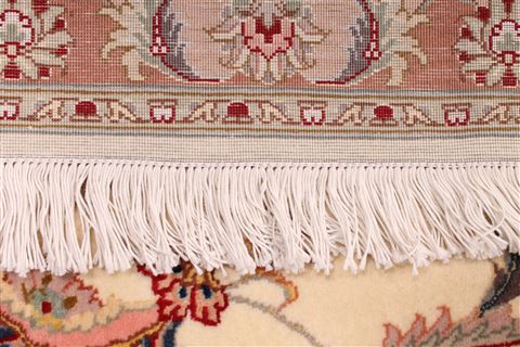 Tabriz Beige Hand Knotted 84 X 117 Area Rug 254-29225 Image 3