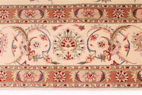 Tabriz Beige Hand Knotted 84 X 117 Area Rug 254-29225 Image 8