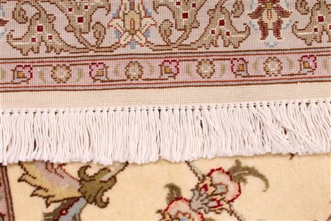 Tabriz Beige Hand Knotted 86 X 119 Area Rug 254-29227 Image 2