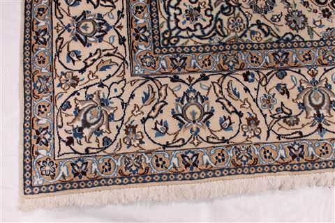 Nain Beige Hand Knotted 69 X 102 Area Rug 254-29230 Image 5