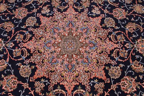 Isfahan Beige Hand Knotted 86 X 124 Area Rug 254-29231 Image 6