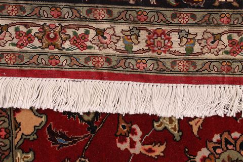 Tabriz Blue Hand Knotted 83 X 115 Area Rug 254-29235 Image 3