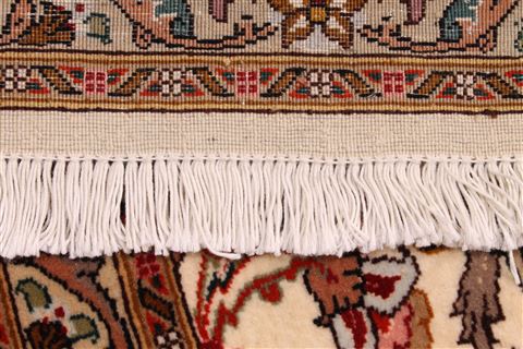 Tabriz Beige Hand Knotted 80 X 116 Area Rug 254-29236 Image 2