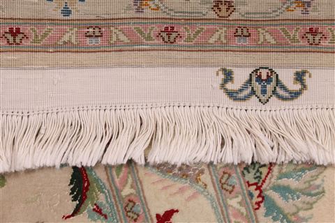 Tabriz Beige Hand Knotted 83 X 118 Area Rug 254-29240 Image 2