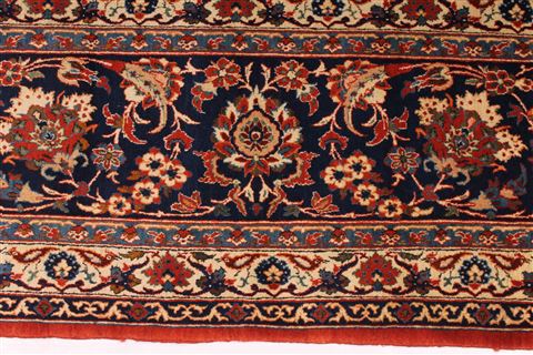 Isfahan Red Hand Knotted 85 X 122 Area Rug 254-29241 Image 7