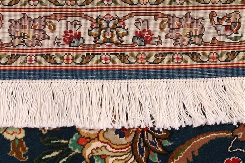 Tabriz Purple Hand Knotted 83 X 119 Area Rug 254-29245 Image 3