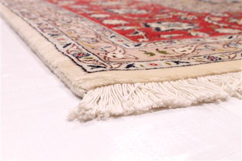 Tabriz Red Hand Knotted 84 X 117 Area Rug 254-29250 Image 4