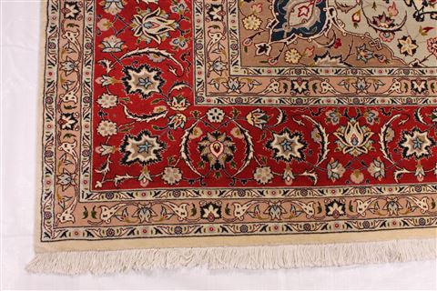 Tabriz Red Hand Knotted 84 X 117 Area Rug 254-29250 Image 5