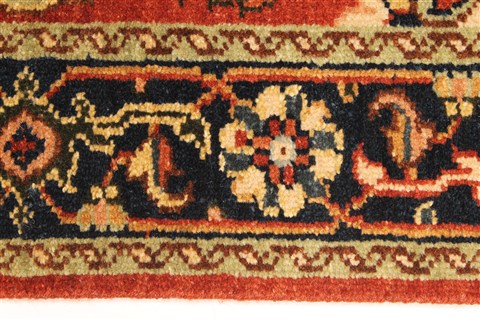 Serapi Beige Hand Knotted 27 X 40 Area Rug 250-29259 Image 2