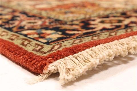 Serapi Beige Hand Knotted 27 X 40 Area Rug 250-29259 Image 6