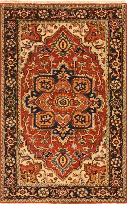 Serapi Beige Hand Knotted 27 X 40 Area Rug 250-29259 Image 0