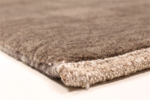 Gabbeh Grey Hand Knotted 26 X 311 Area Rug 250-29260 Image 4