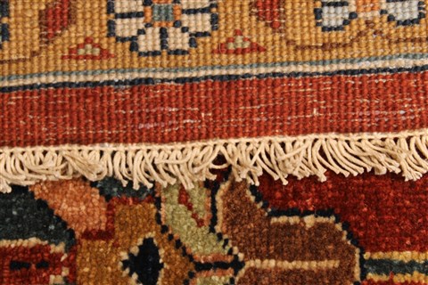 Serapi Red Hand Knotted 79 X 159 Area Rug 250-29271 Image 1