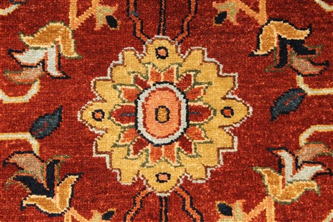 Serapi Red Hand Knotted 79 X 159 Area Rug 250-29271 Image 9