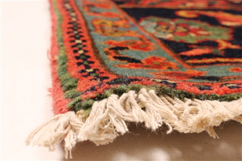 Serapi Beige Hand Knotted 82 X 162 Area Rug 250-29284 Image 4