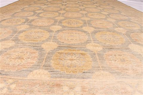 Ziegler Beige Hand Knotted 99 X 139  Area Rug 254-29293 Image 2