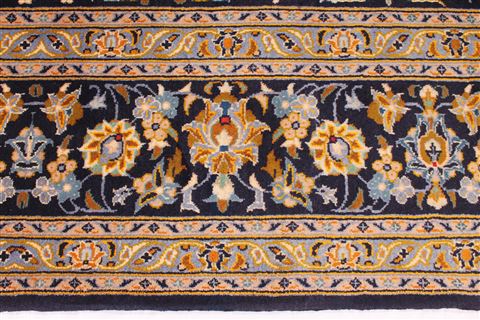 Kashan Beige Hand Knotted 90 X 131 Area Rug 254-29299 Image 9