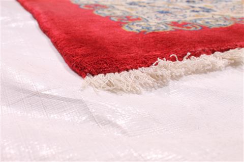 Kashan Red Hand Knotted 102 X 138 Area Rug 254-29303 Image 5