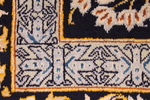 Kashan Beige Hand Knotted 91 X 1210 Area Rug 254-29312 Image 17