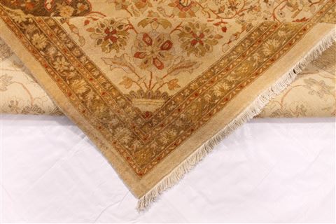 Haji Jalili Green Hand Knotted 103 X 135  Area Rug 254-29315 Image 4