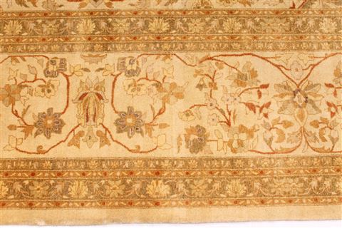 Haji Jalili Green Hand Knotted 103 X 135  Area Rug 254-29315 Image 8