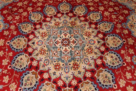 Kashan Red Hand Knotted 100 X 143 Area Rug 254-29318 Image 7