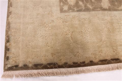 Tabriz Beige Hand Knotted 98 X 133  Area Rug 254-29320 Image 7