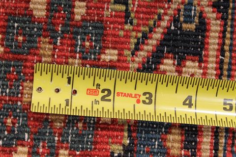 Heriz Red Hand Knotted 96 X 126 Area Rug 254-29327 Image 3