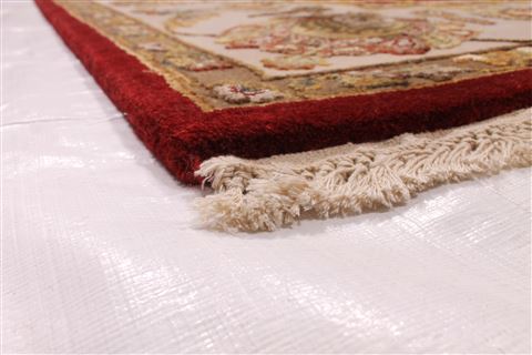 Mahal Beige Hand Knotted 81 X 101 Area Rug 254-29335 Image 1
