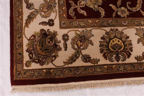Mahal Beige Hand Knotted 81 X 101 Area Rug 254-29335 Image 2