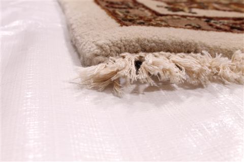 Mahal Beige Hand Knotted 81 X 101  Area Rug 254-29337 Image 5