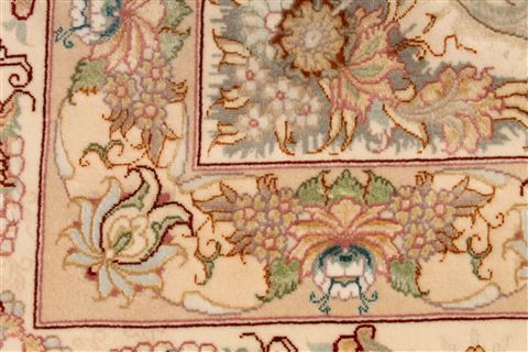 Tabriz Beige Hand Knotted 910 X 135 Area Rug 254-29342 Image 9