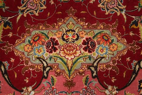 Tabriz Beige Hand Knotted 100 X 130 Area Rug 254-29348 Image 10