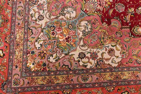 Tabriz Beige Hand Knotted 100 X 130 Area Rug 254-29348 Image 9