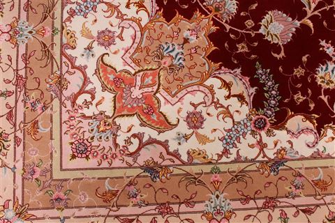Tabriz Purple Hand Knotted 100 X 133 Area Rug 254-29352 Image 9