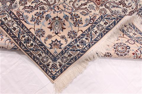 Nain Beige Hand Knotted 102 X 117 Area Rug 254-29361 Image 4