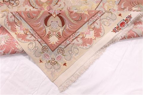 Tabriz Purple Hand Knotted 910 X 138 Area Rug 254-29362 Image 4