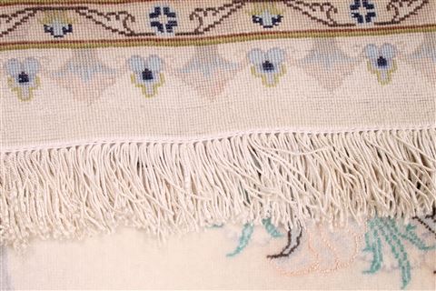 Tabriz White Hand Knotted 99 X 132 Area Rug 254-29363 Image 7