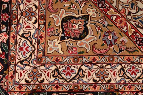 Tabriz Green Hand Knotted 100 X 134  Area Rug 254-29364 Image 5