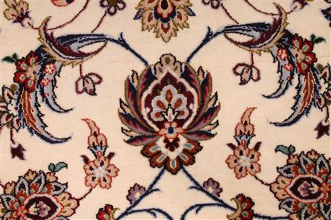 Isfahan Beige Hand Knotted 102 X 139 Area Rug 254-29371 Image 6