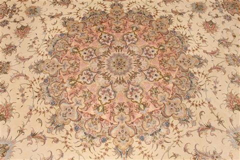 Tabriz Purple Hand Knotted 100 X 136 Area Rug 254-29372 Image 3