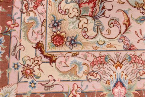 Tabriz Beige Hand Knotted 97 X 139 Area Rug 254-29376 Image 5