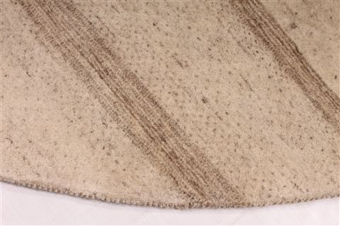 Gabbeh Beige Round Hand Knotted 65 X 65 Area Rug 254-29391 Image 3