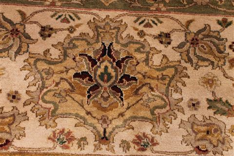 Agra Beige Hand Knotted 118 X 150 Area Rug 254-29394 Image 7
