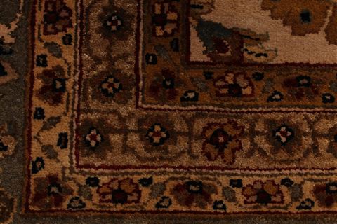 Kashan Beige Hand Knotted 122 X 149 Area Rug 254-29396 Image 5